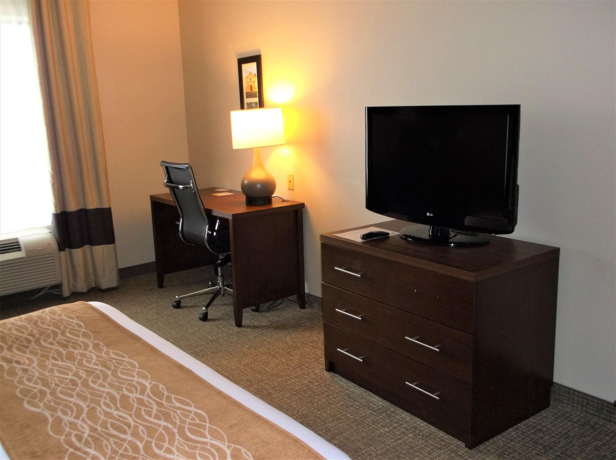 סגווין Comfort Inn & Suites מראה חיצוני תמונה