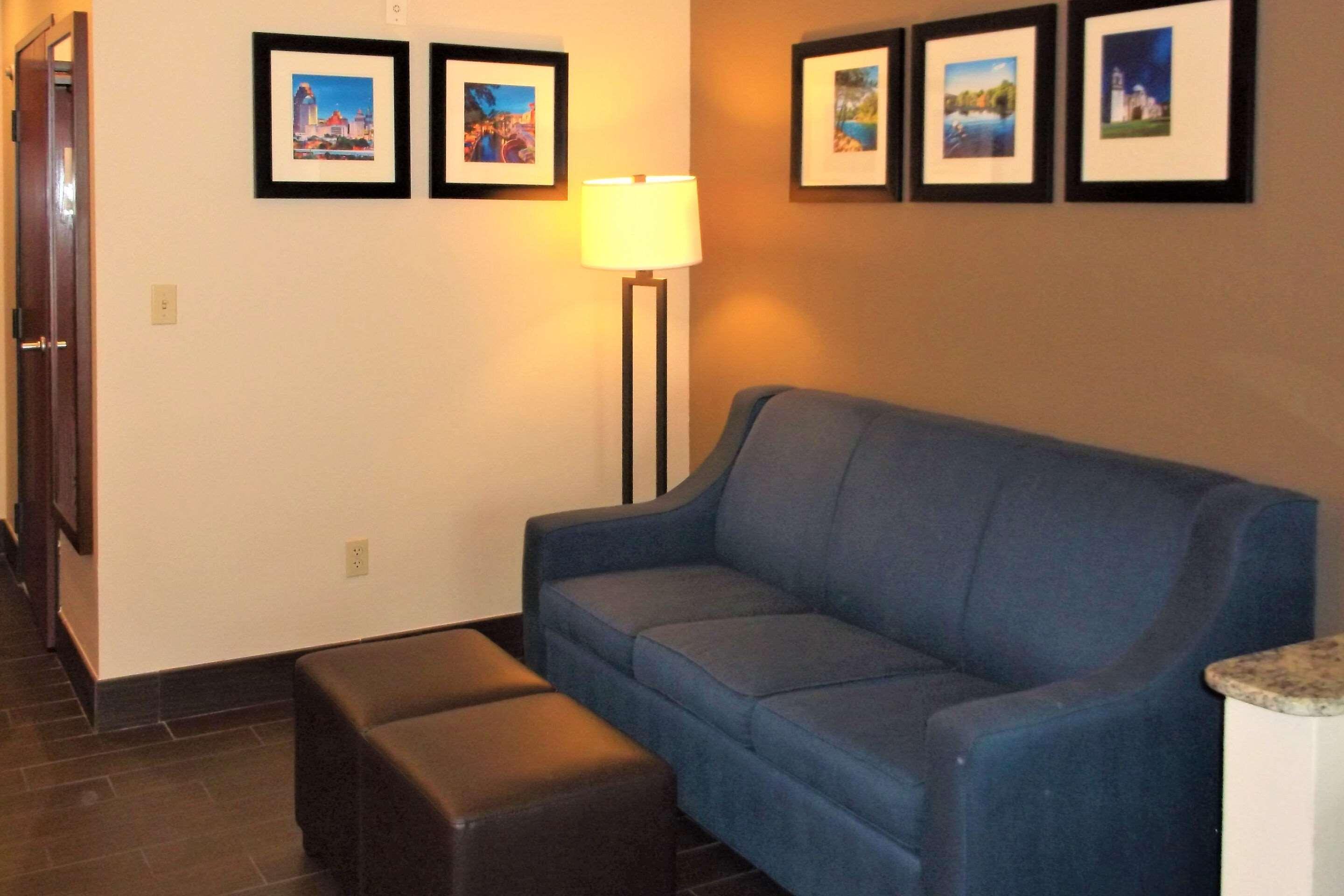 סגווין Comfort Inn & Suites מראה חיצוני תמונה