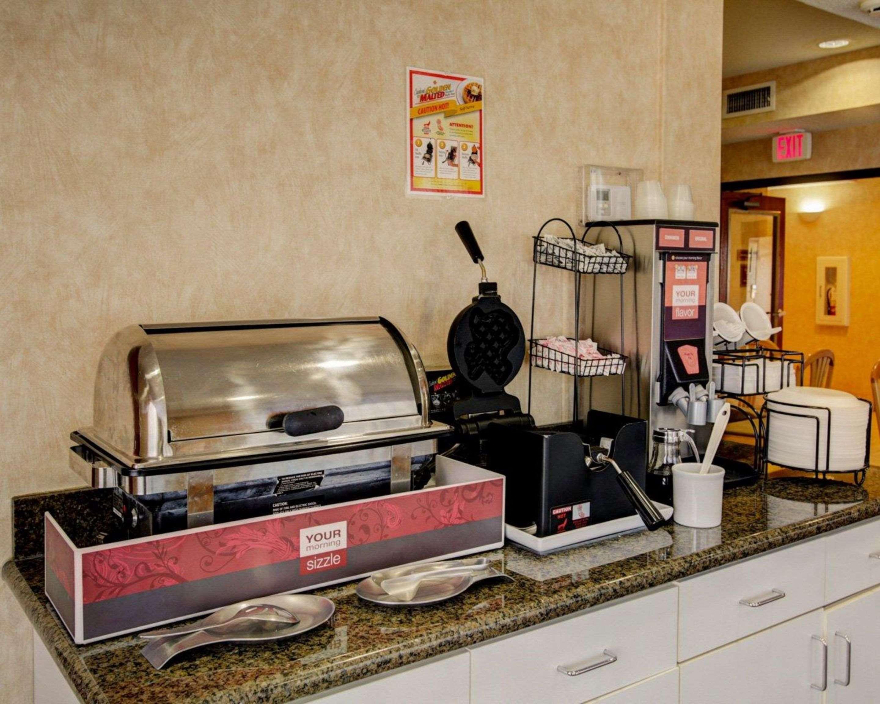 סגווין Comfort Inn & Suites מראה חיצוני תמונה