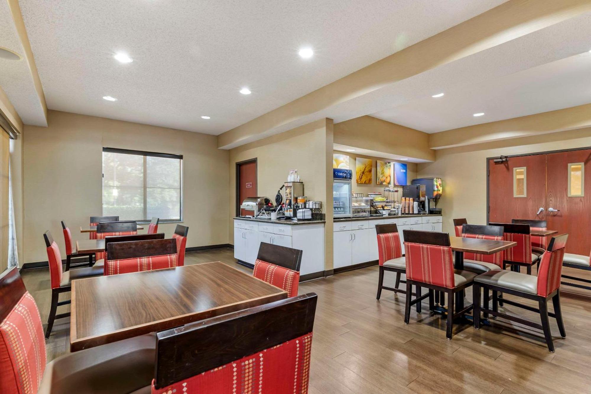 סגווין Comfort Inn & Suites מראה חיצוני תמונה