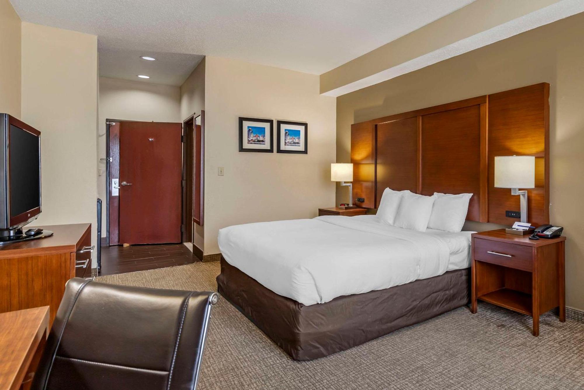סגווין Comfort Inn & Suites מראה חיצוני תמונה