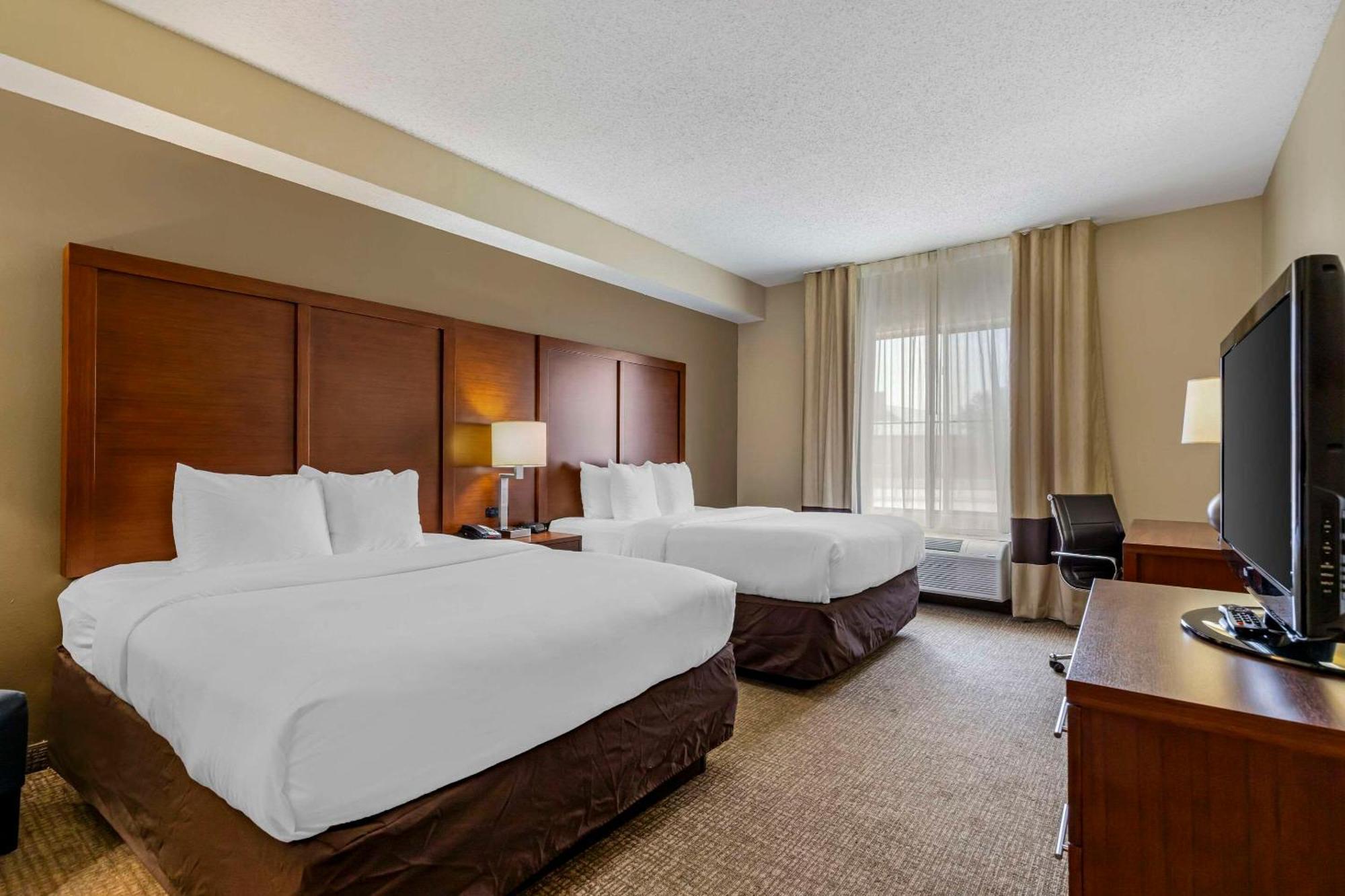 סגווין Comfort Inn & Suites מראה חיצוני תמונה