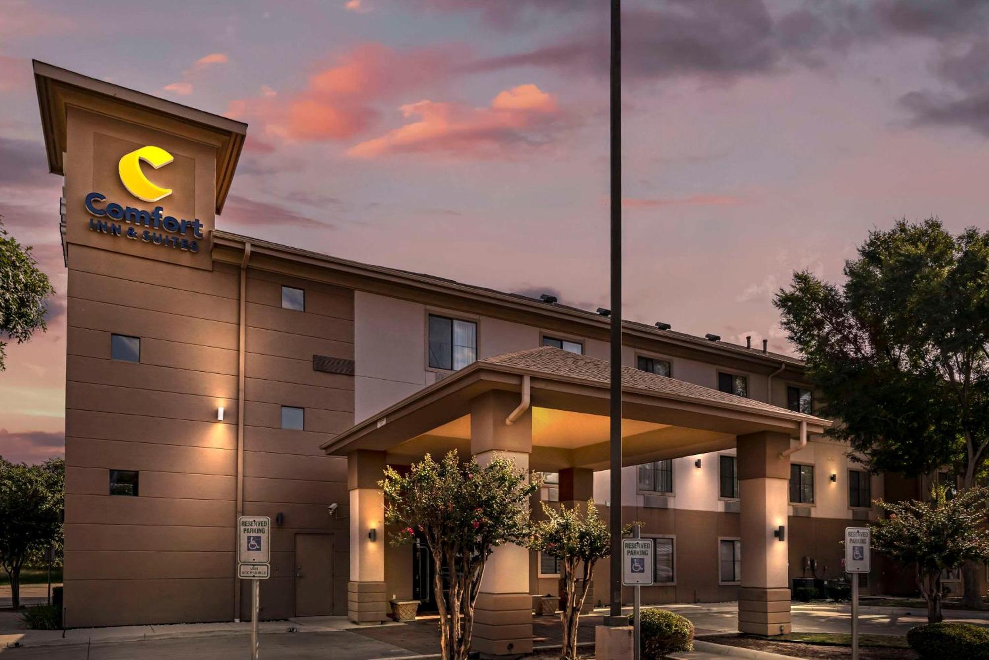 סגווין Comfort Inn & Suites מראה חיצוני תמונה